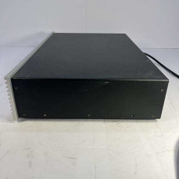 Vidikron VHF-VP6500 Digital Video Controller/Processor 50-60 Hz W/ Power Cord - Picture 5 of 13